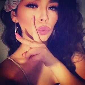 Meet your Posher, Mayra